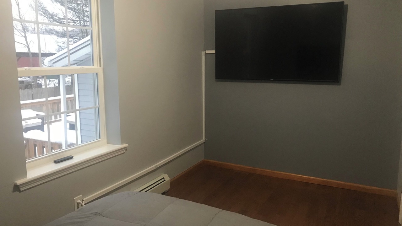 Photo of Bedroom in Roscoe