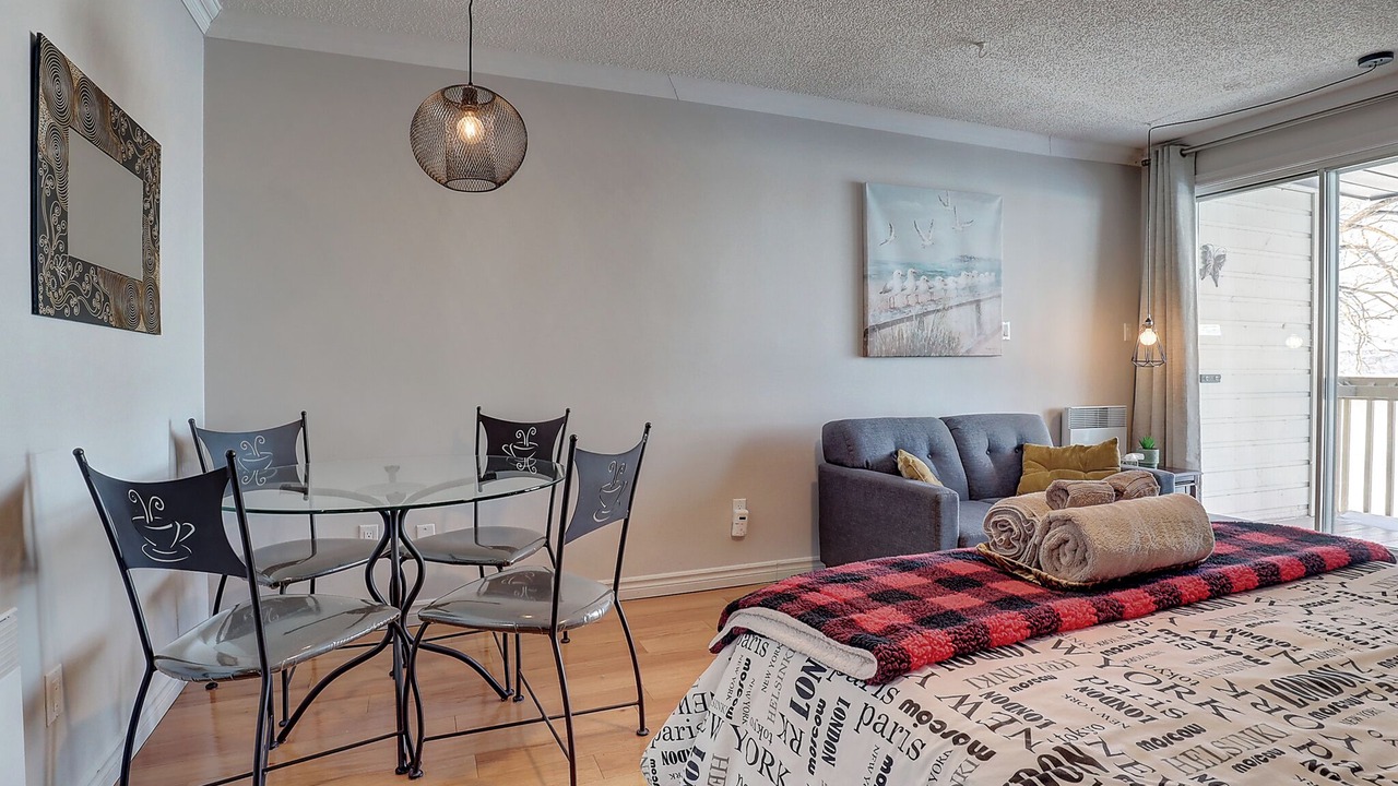 Photo of Bedroom in Magog
