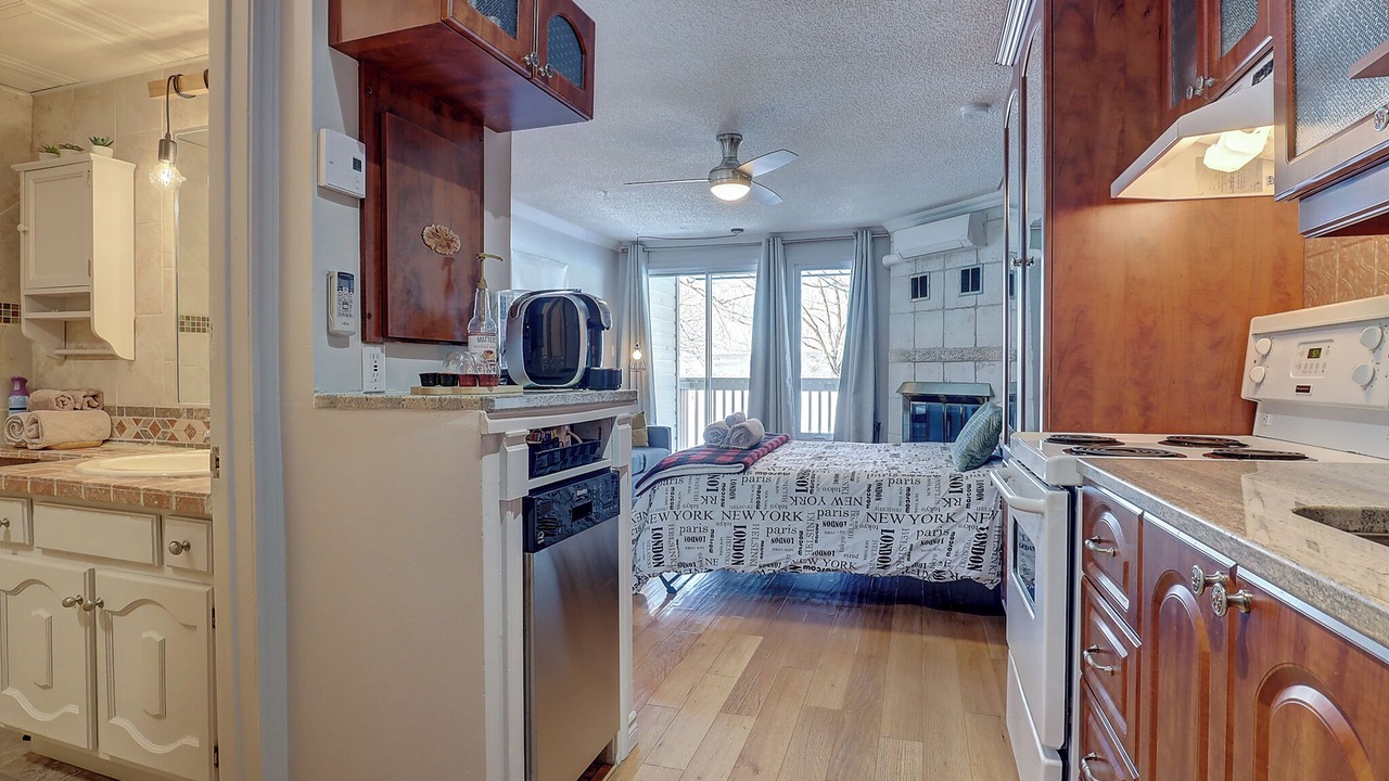 Photo of Kitchen in Magog