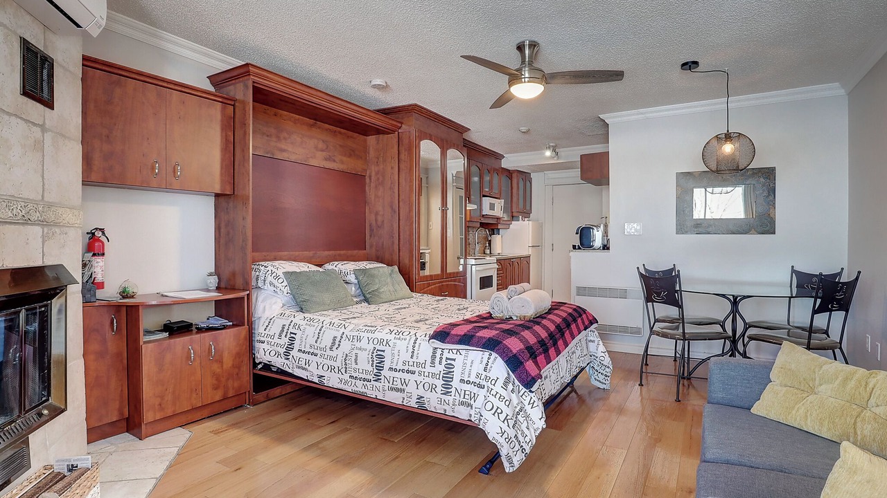 Photo of Livingroom in Magog