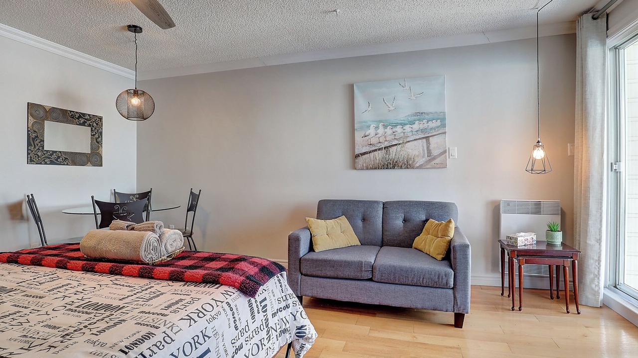 Photo of Bedroom in Magog
