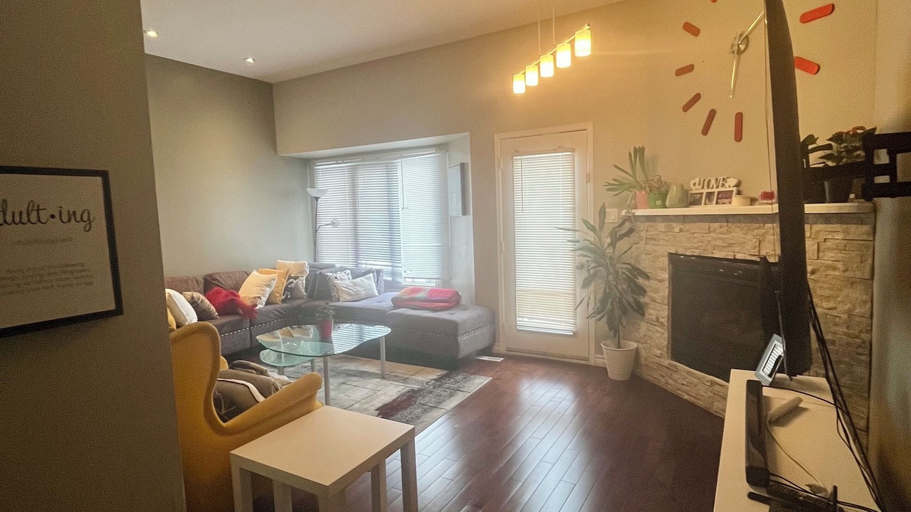 Photo of Livingroom in Hamilton
