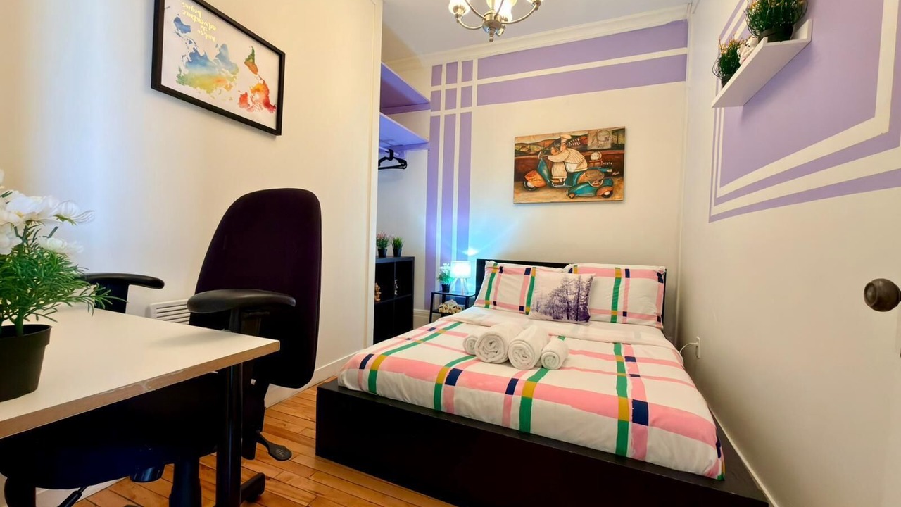 Photo of Bedroom in Cote-Des-Neiges—Notre-Dame-De-Grace