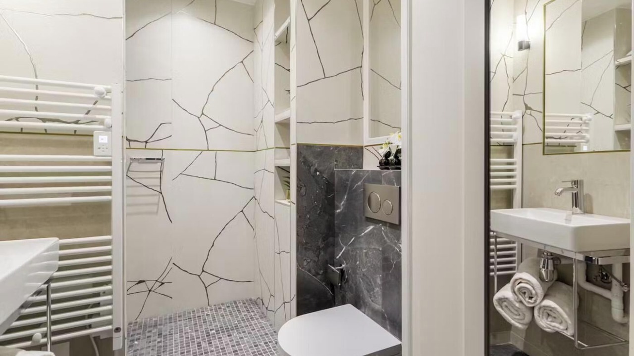 Photo of Bathroom in Arts-et-Metiers