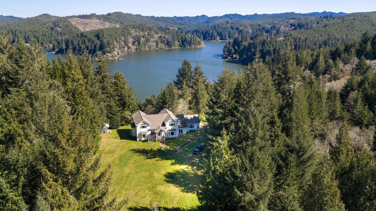 Photo of Outdoor in Lakeside