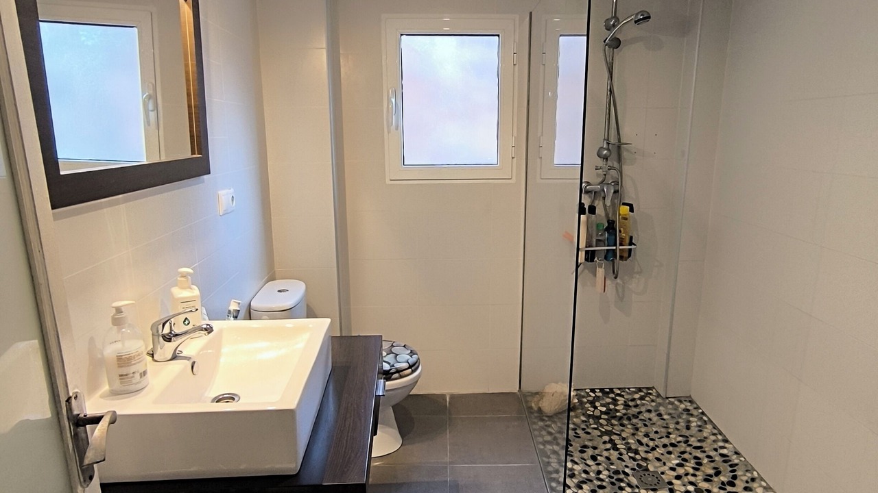 Photo of Bathroom in L'Enova
