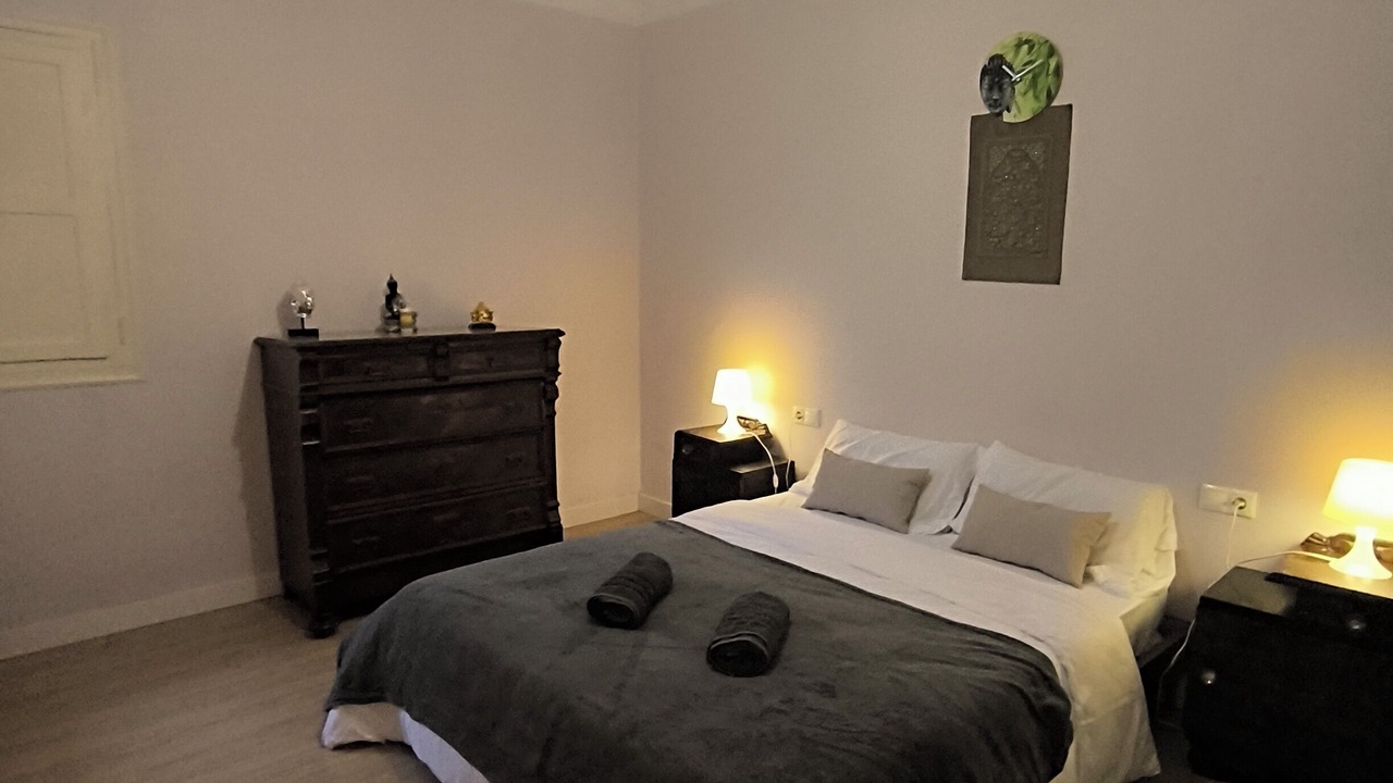 Photo of Bedroom in L'Enova