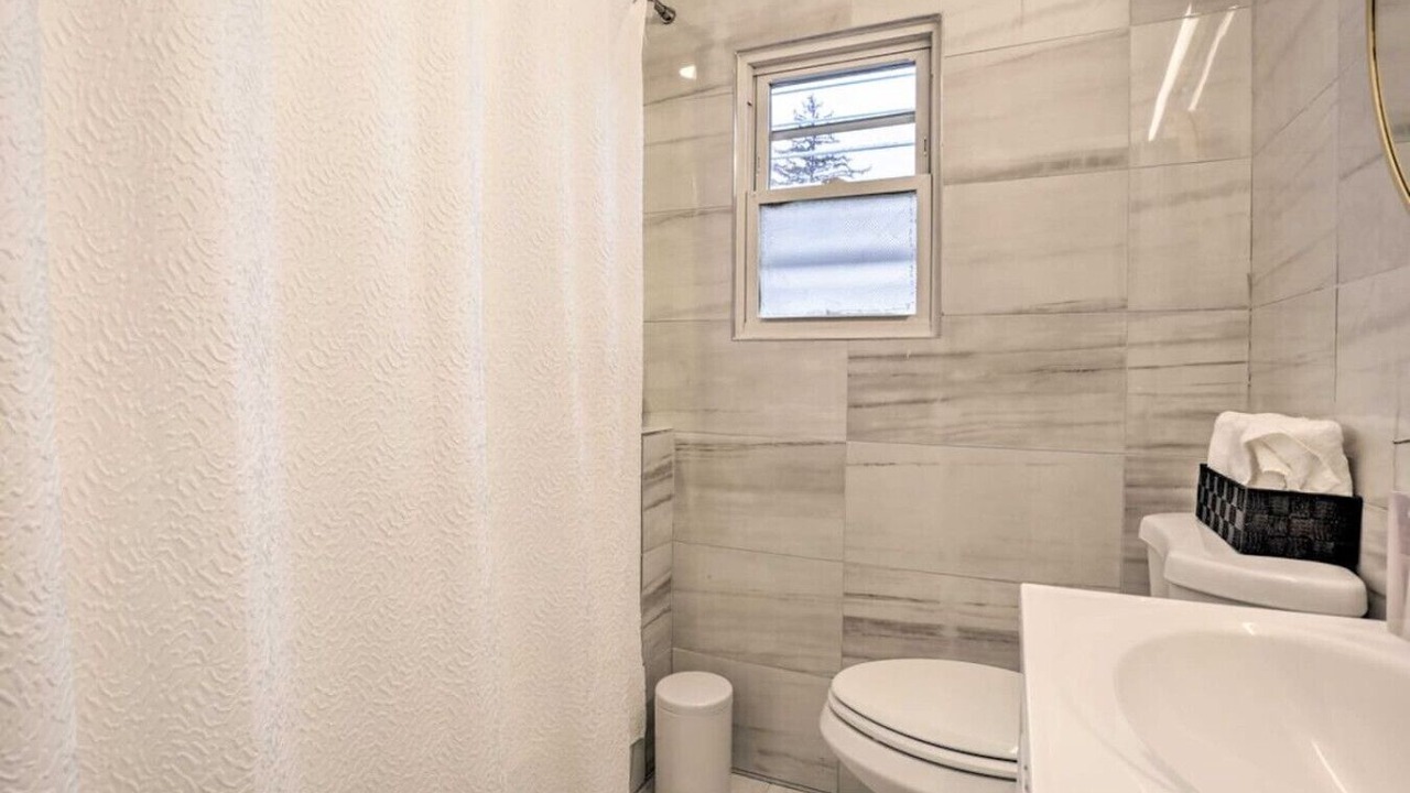Photo of Bathroom in Mamaroneck