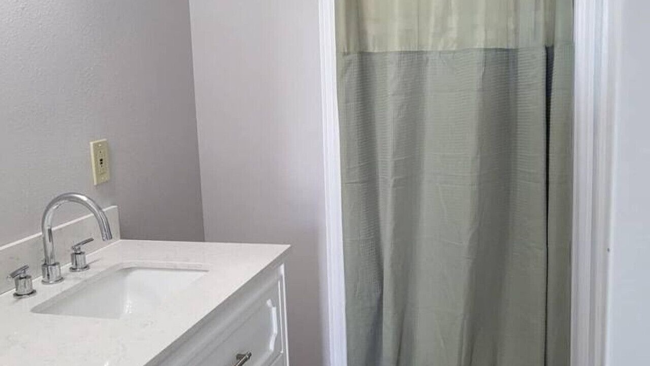 Photo of Bathroom in Corsicana