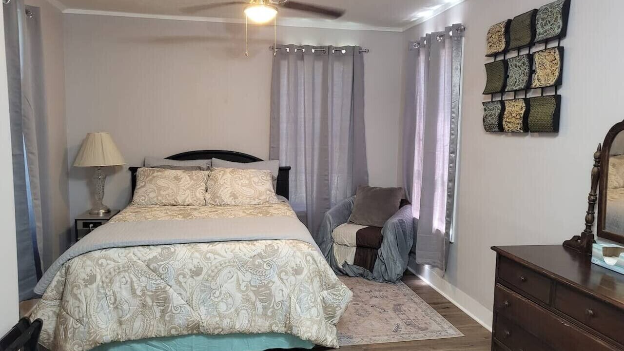 Photo of Bedroom in Corsicana