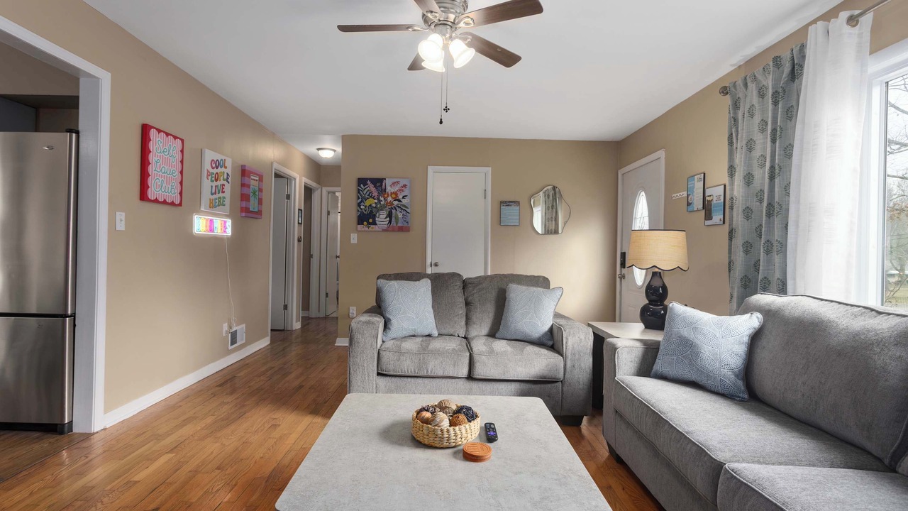 Photo of Livingroom in Grandview