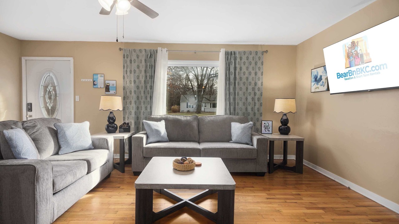 Photo of Livingroom in Grandview
