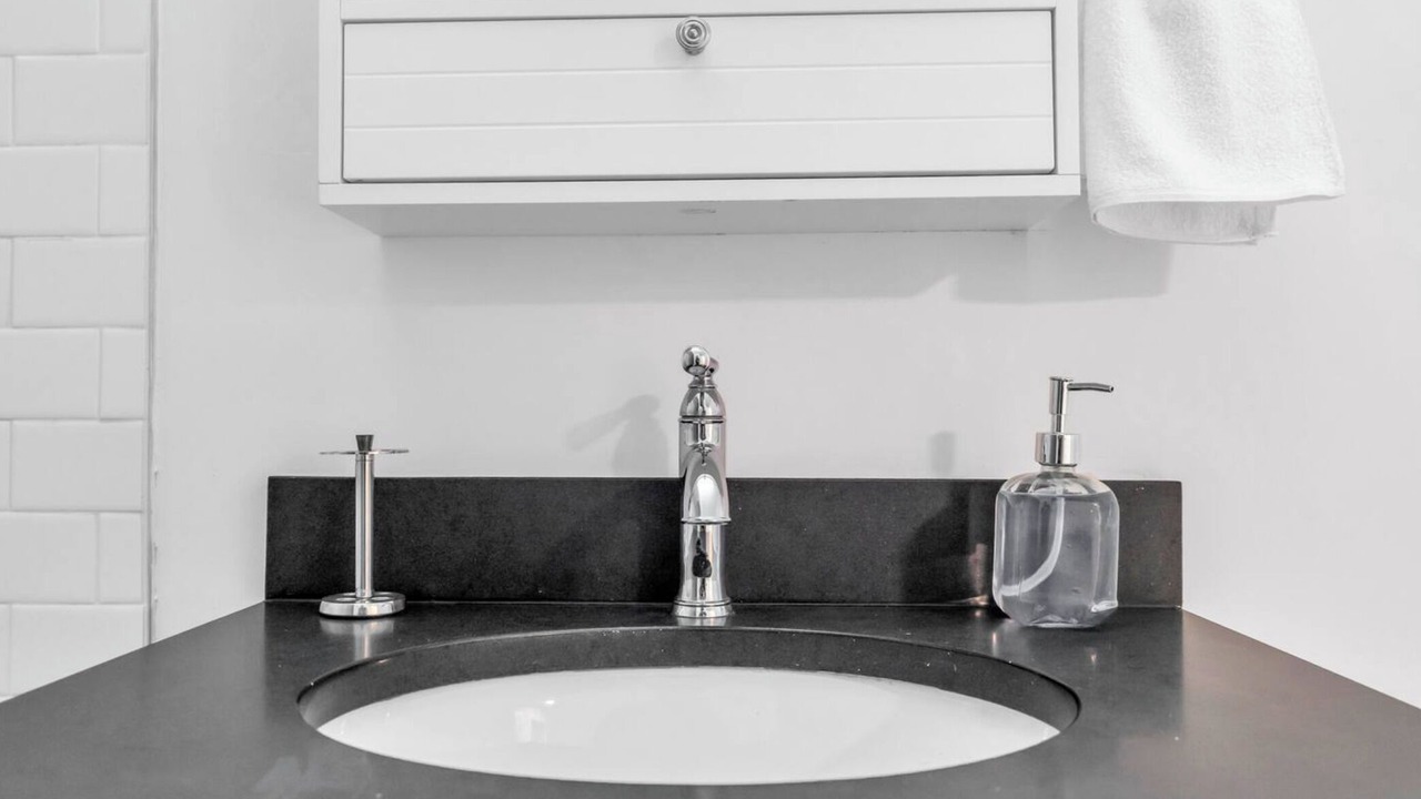 Photo of Bathroom in Oak Park