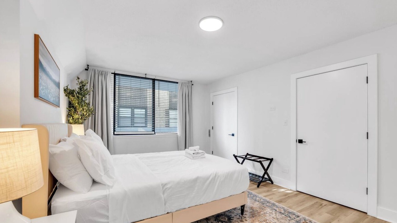 Photo of Bedroom in Oak Park