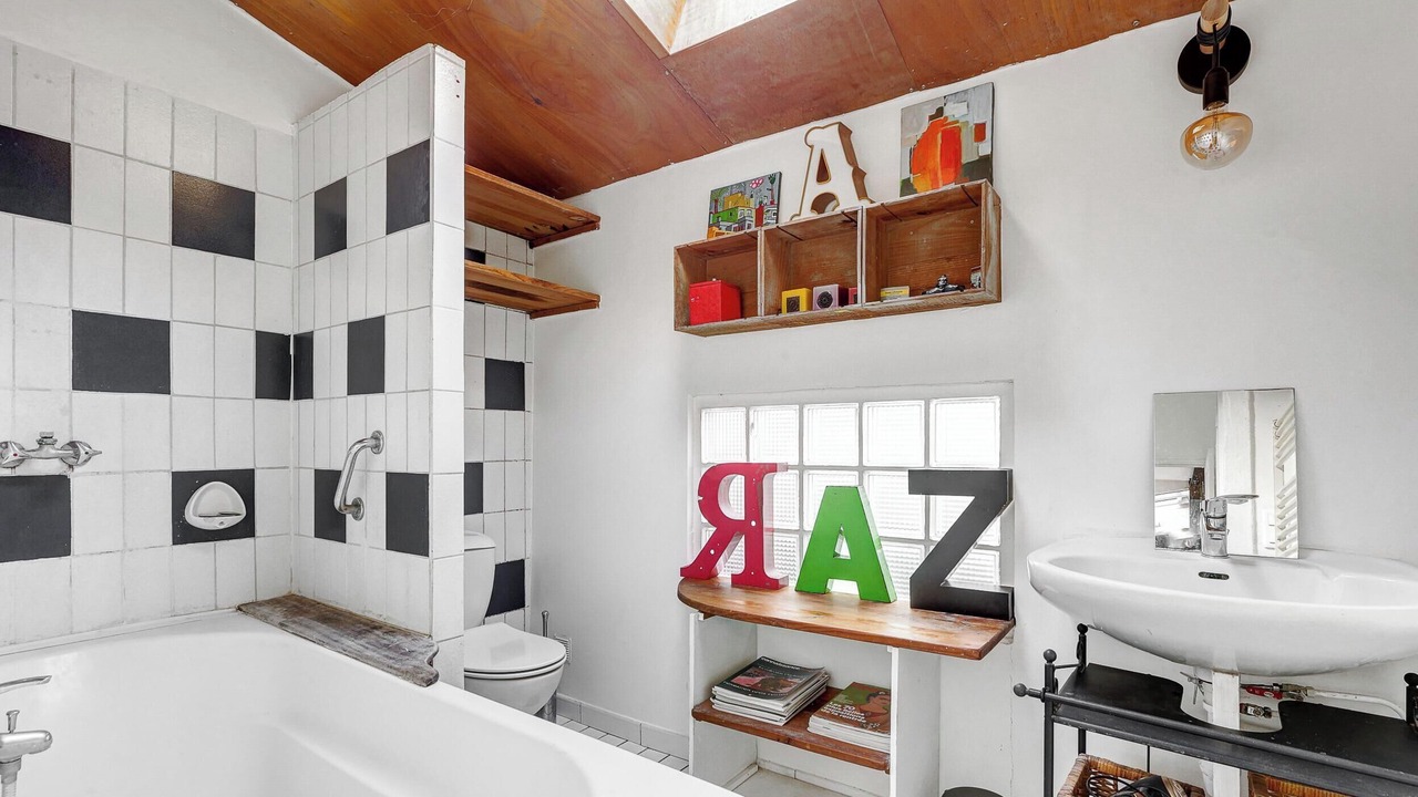Photo of Bathroom in Bagnolet