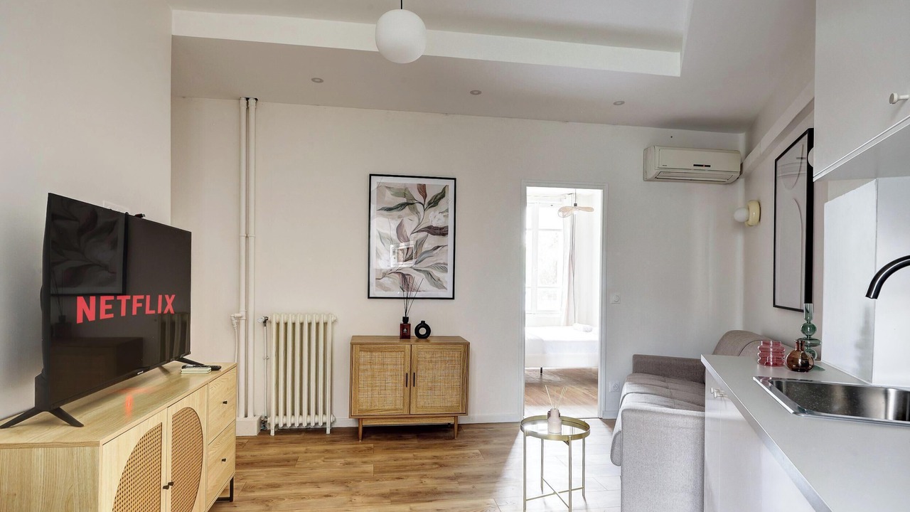 Photo of Livingroom in Levallois-Perret