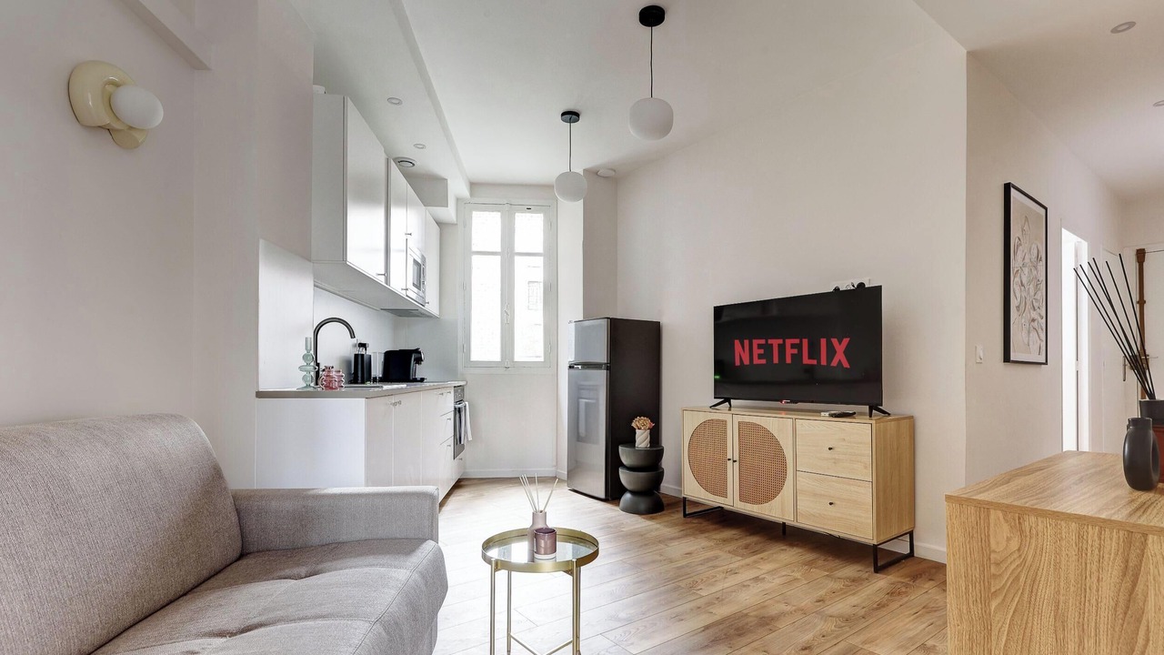 Photo of Livingroom in Levallois-Perret