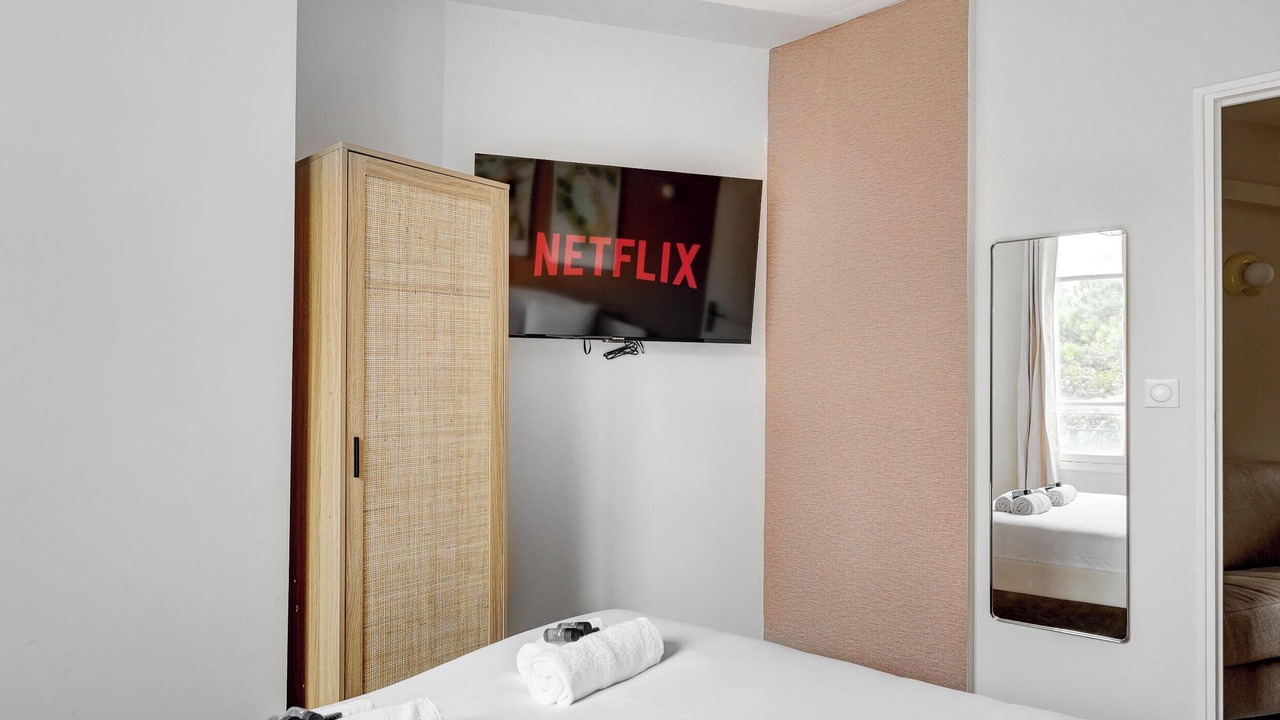Photo of Bedroom in Levallois-Perret