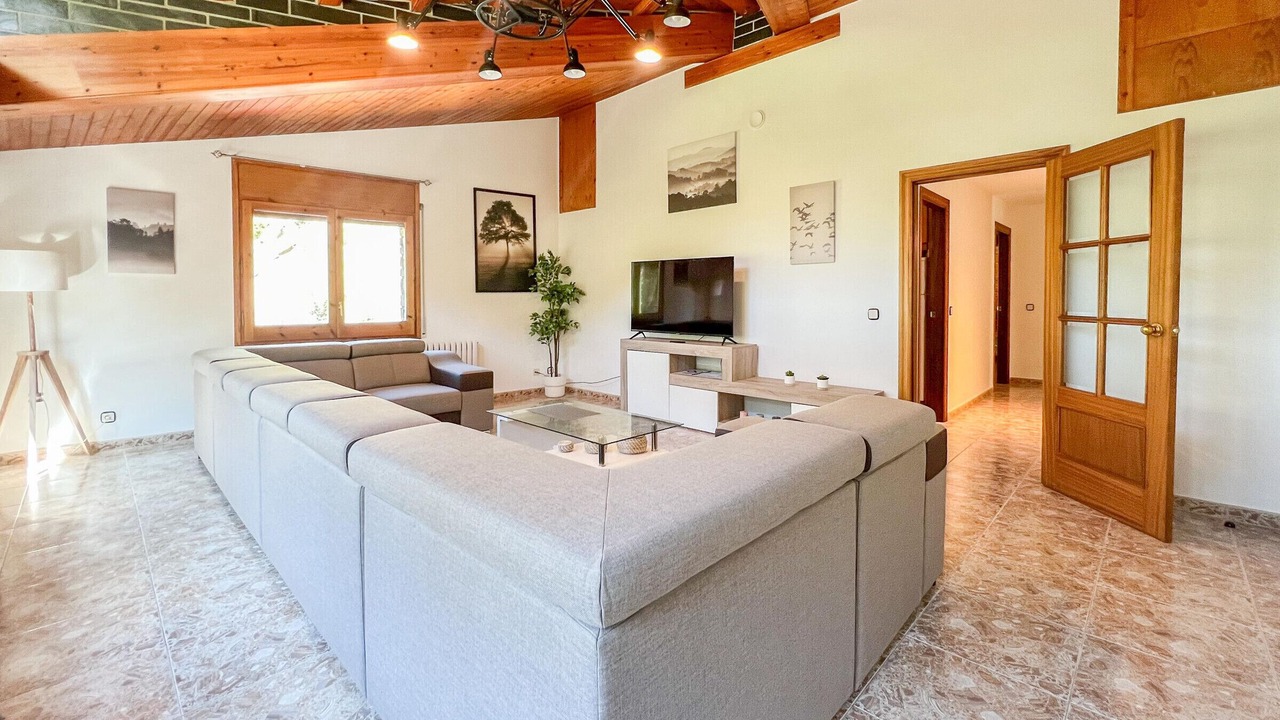 Photo of Livingroom in Pal