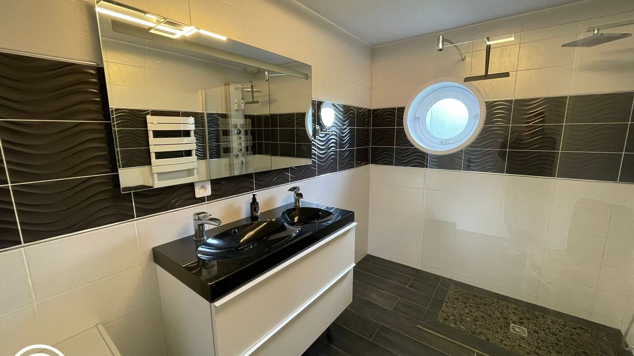 Photo of Bathroom in Bretignolles-sur-Mer