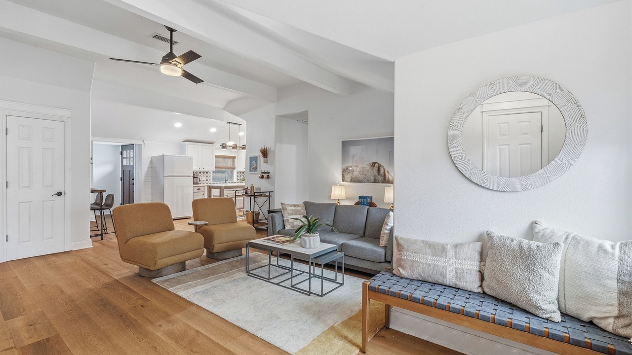 Photo of Livingroom in Georgetown