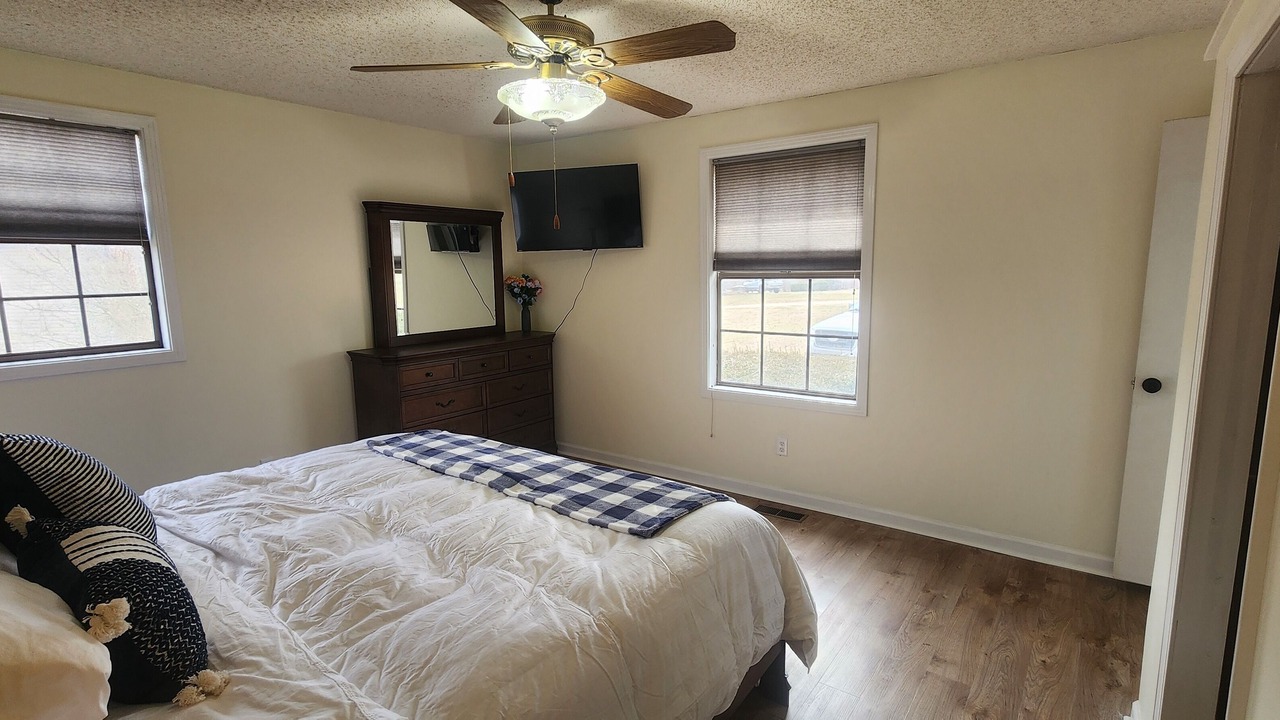 Photo of Bedroom in Castalian Springs