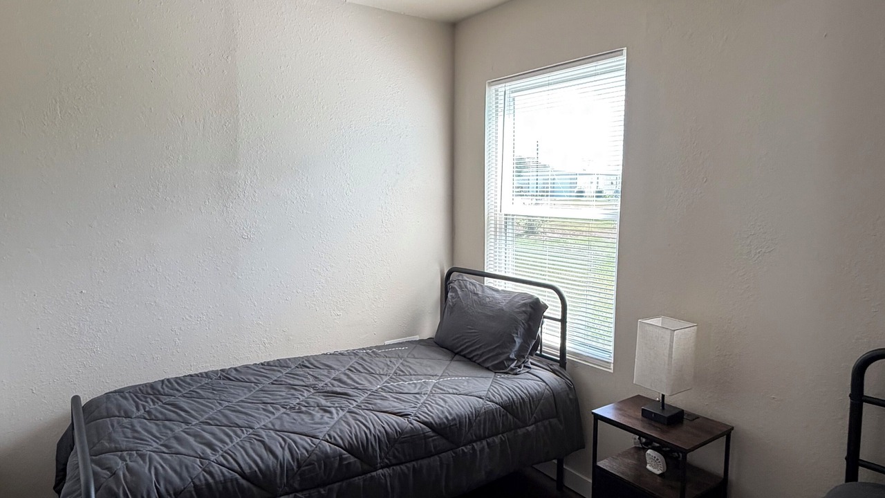 Photo of Bedroom in Elmaton