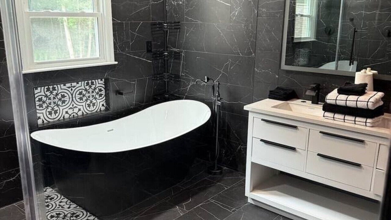 Photo of Bathroom in Lithonia