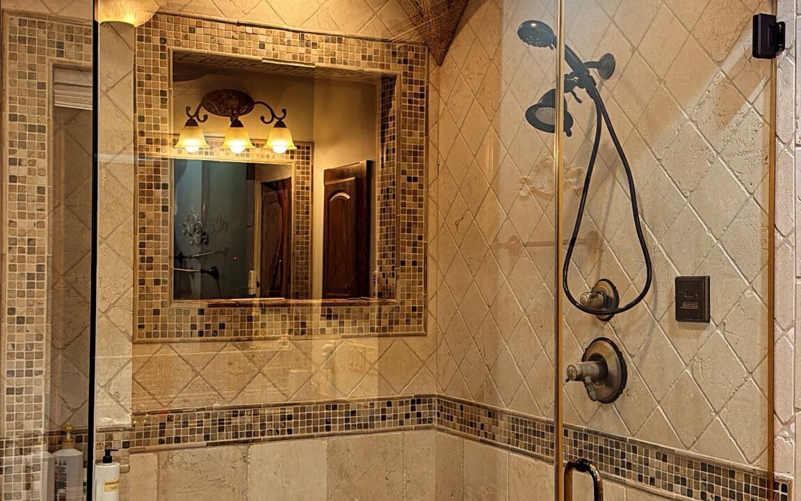 Photo of Bathroom in Apache Shores