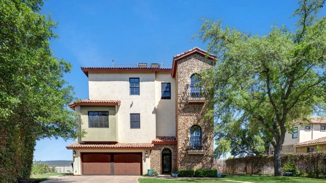 Photo of Outdoor in Apache Shores