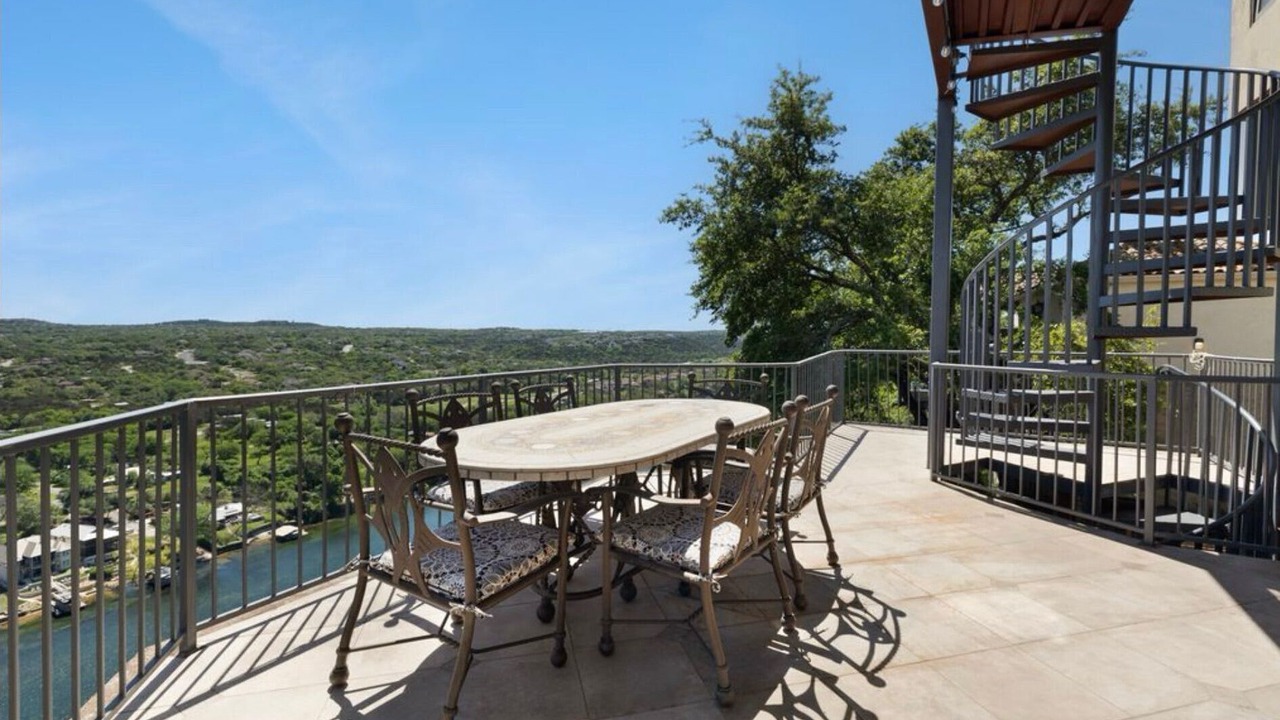 Photo of Outdoor in Apache Shores