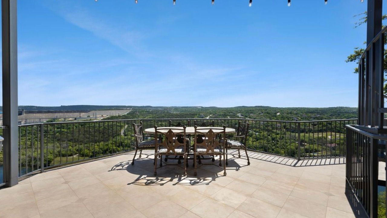 Photo of Outdoor in Apache Shores
