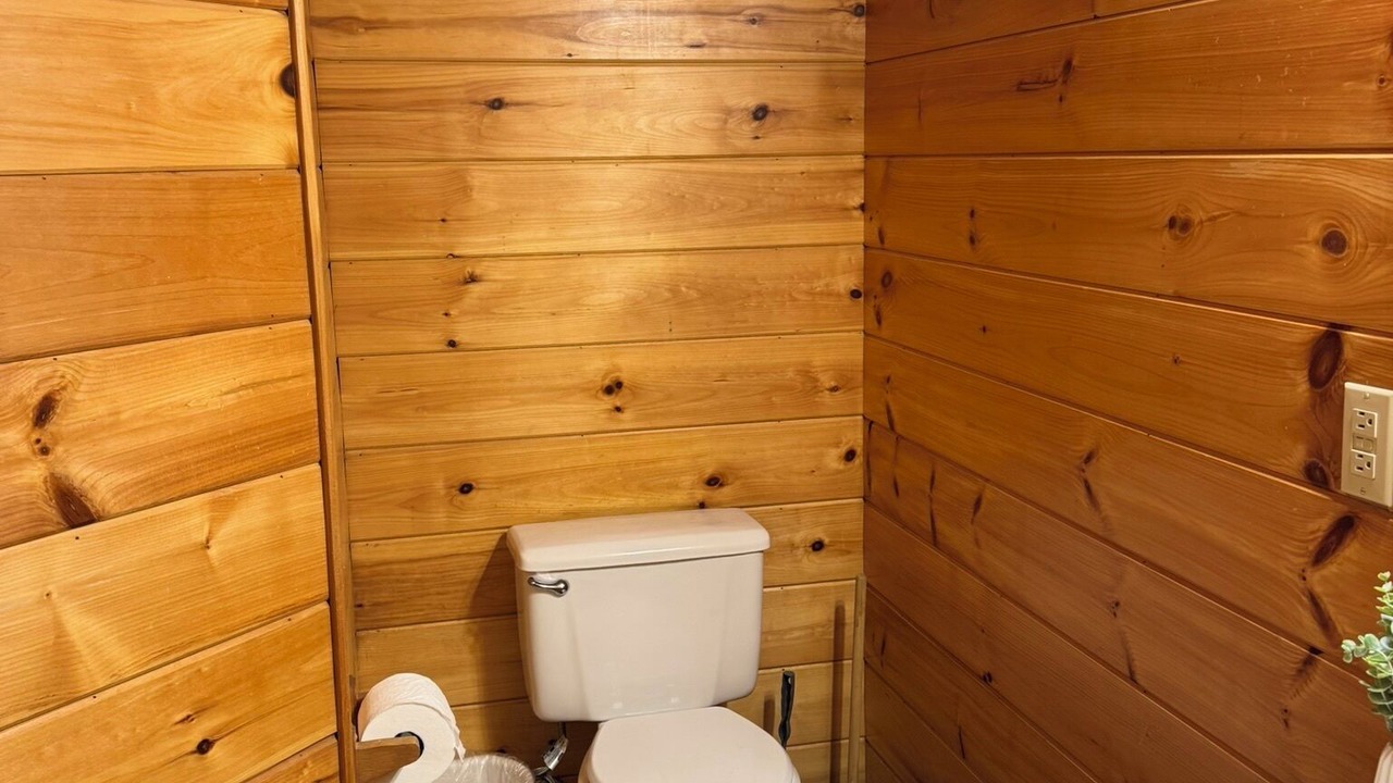 Photo of Bathroom in Shell Knob