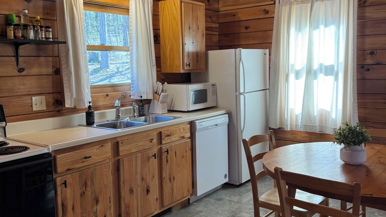 Photo of Kitchen in Shell Knob