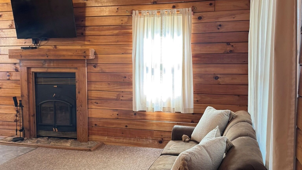 Photo of Livingroom in Shell Knob