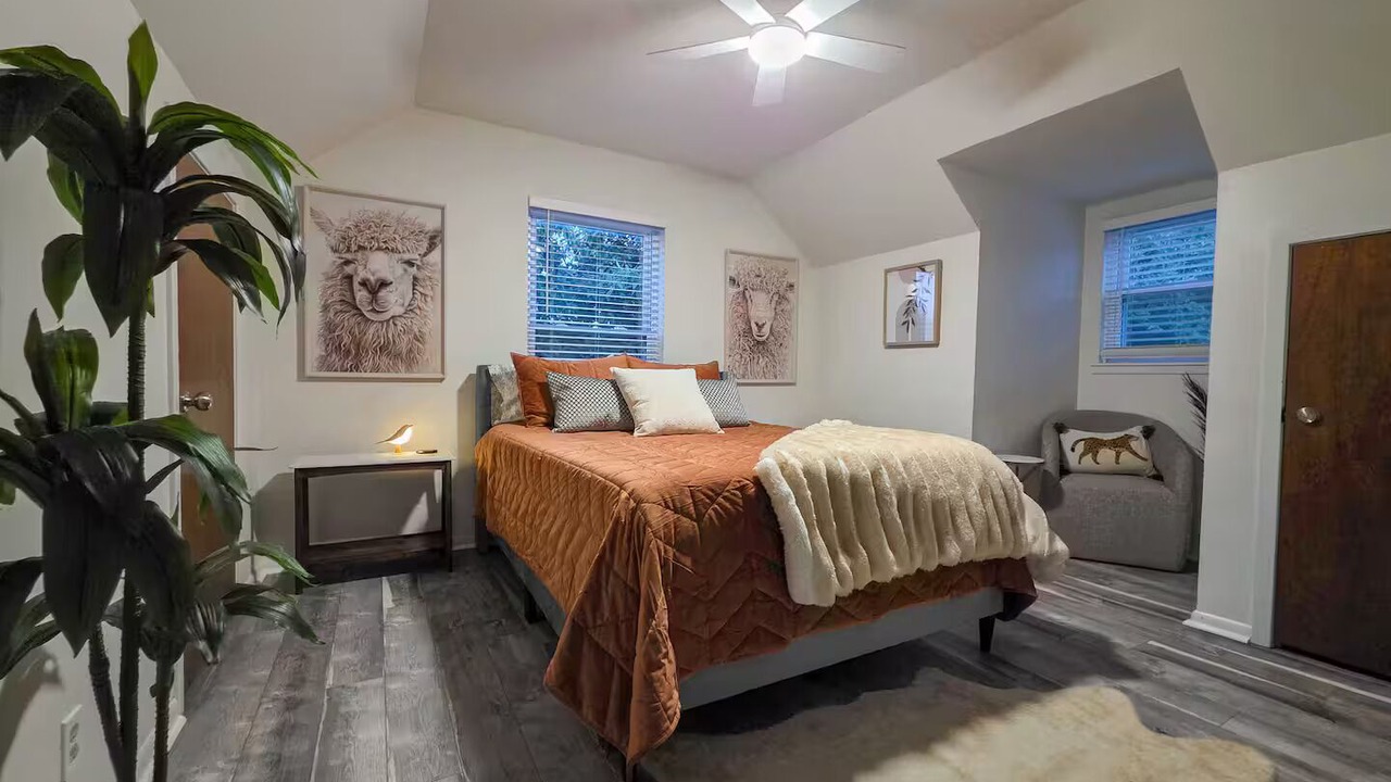 Photo of Bedroom in North San Antonio - SAT