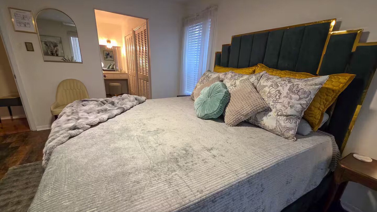 Photo of Bedroom in North San Antonio - SAT