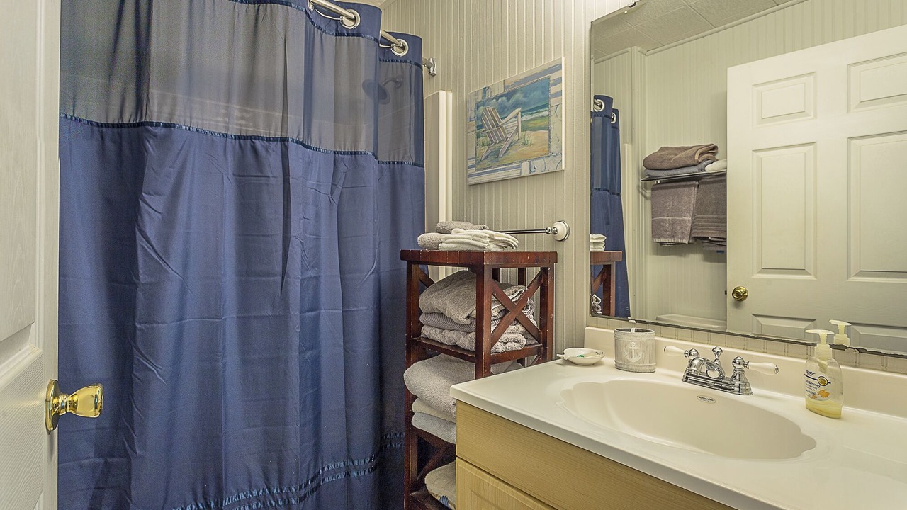 Photo of Bathroom in Alligator Point