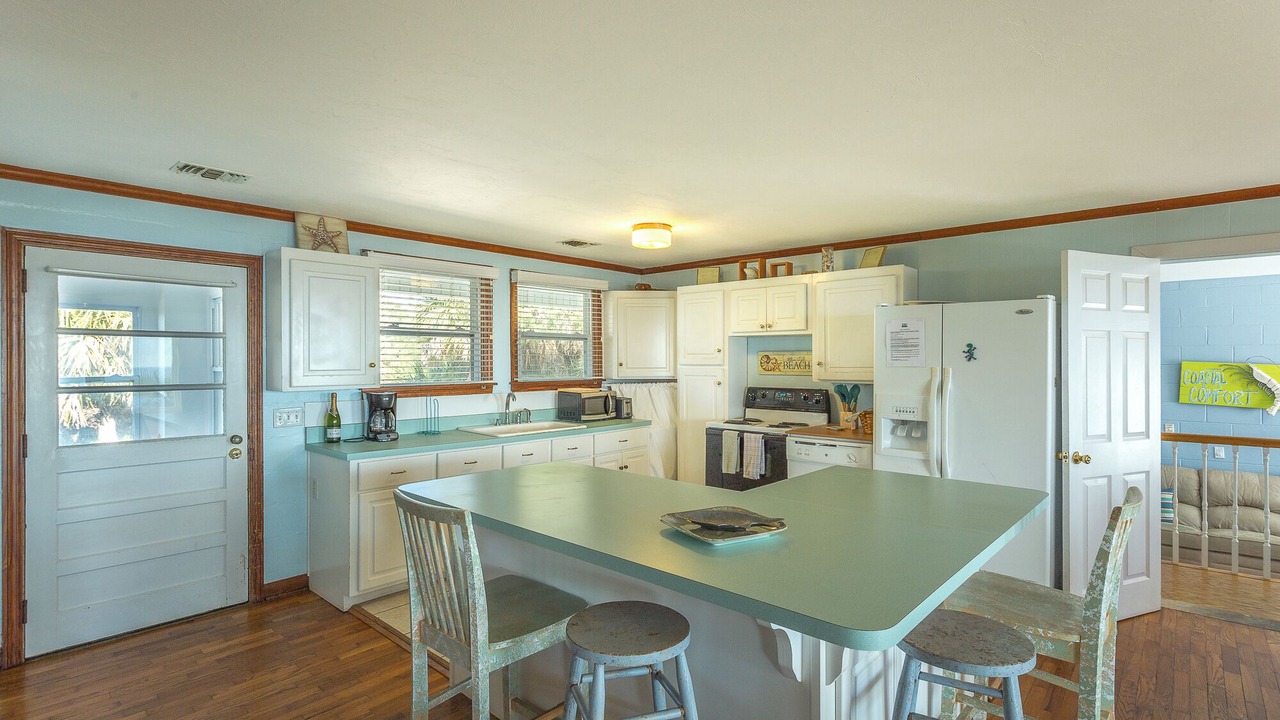 Photo of Kitchen in Alligator Point