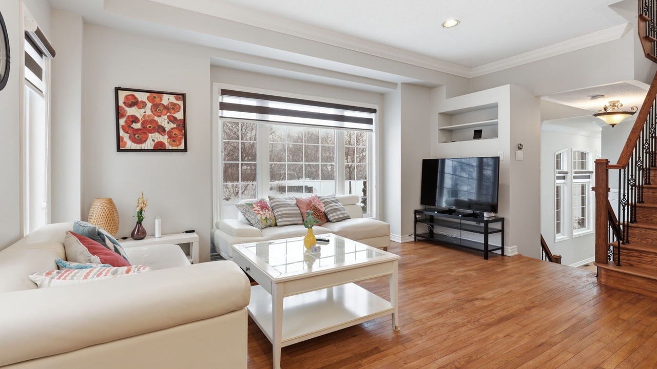 Photo of Livingroom in Brampton