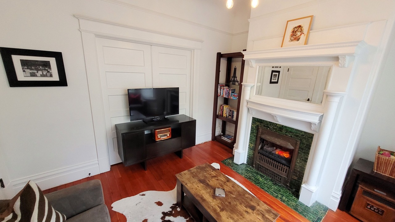 Photo of Livingroom in Lower Nob Hill