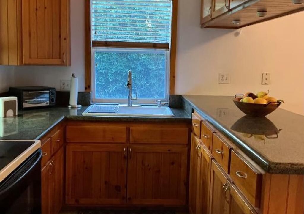 Photo of Kitchen in Hollywood Hills West