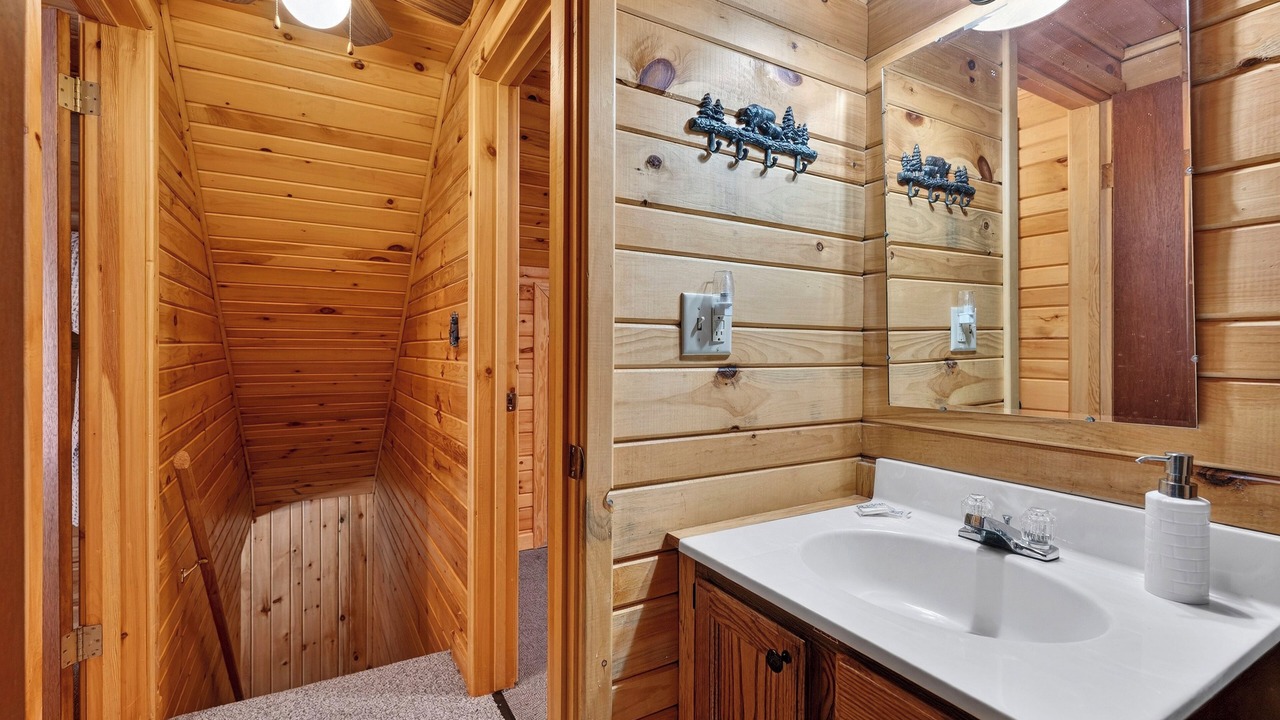 Photo of Bathroom in Cable
