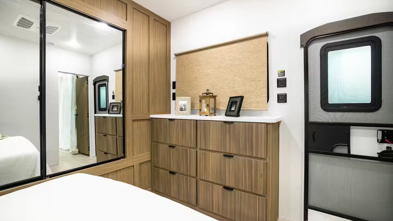 Photo of Bedroom in Maple View