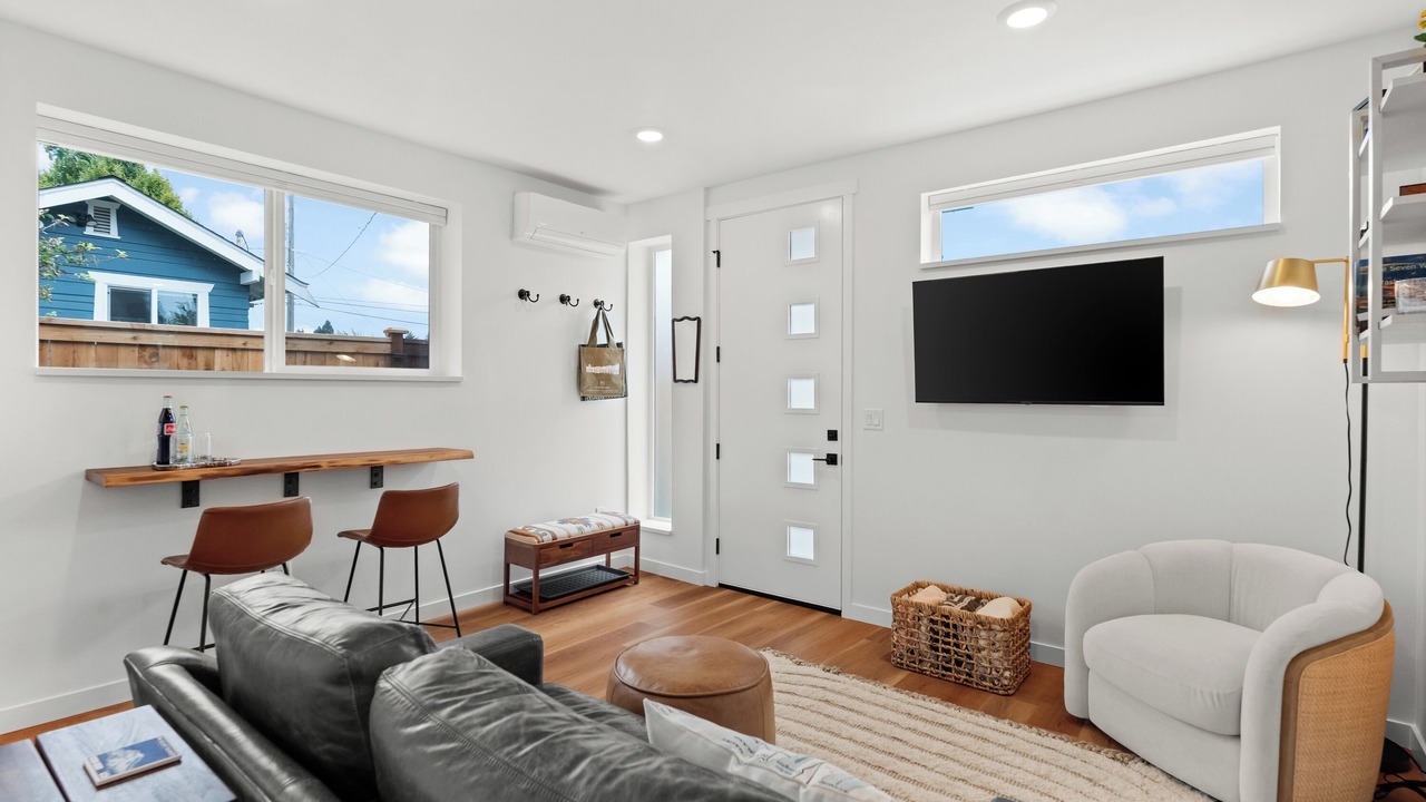 Photo of Livingroom in North End