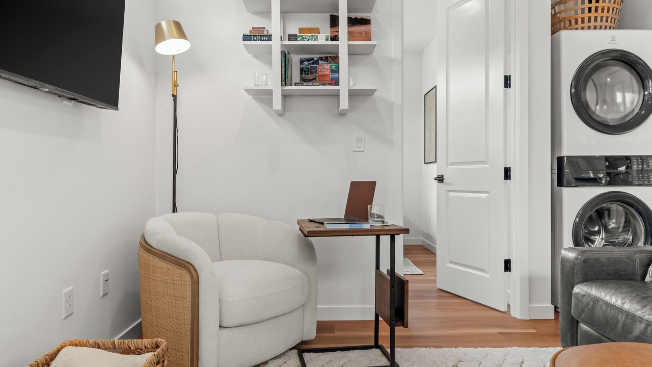 Photo of Livingroom in North End