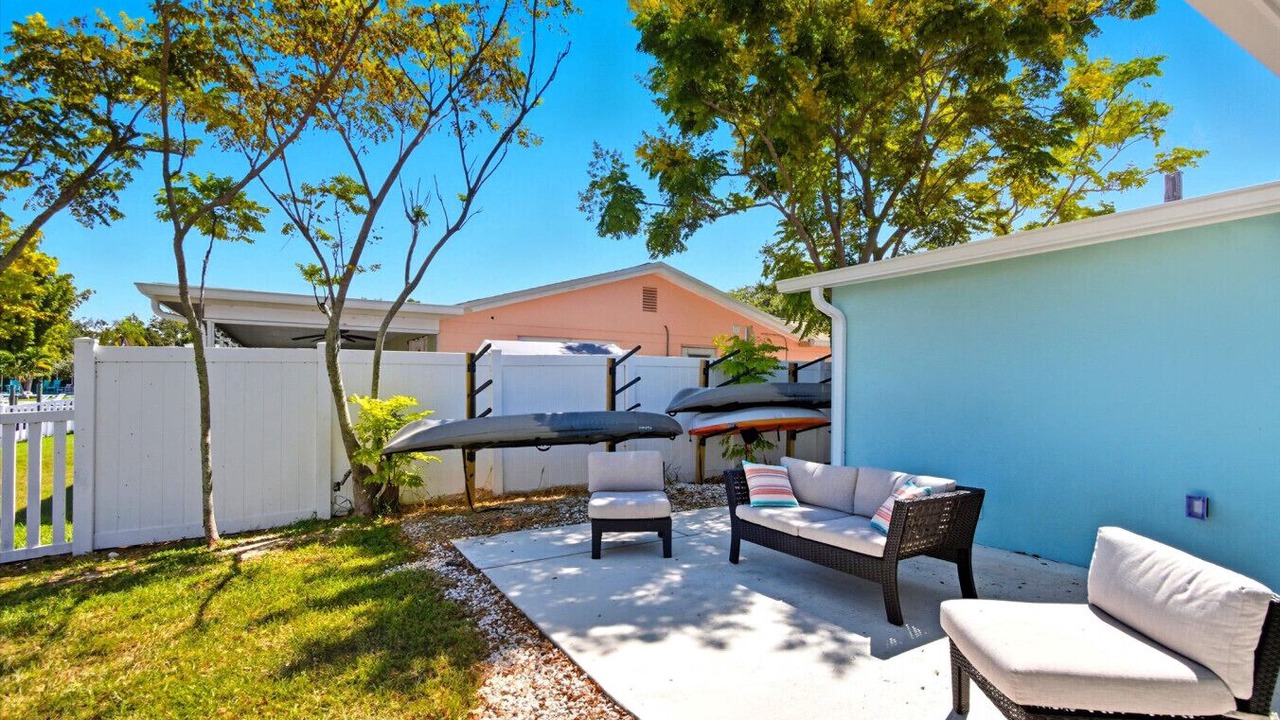 Photo of Patio Balcony in Flor-a-mar