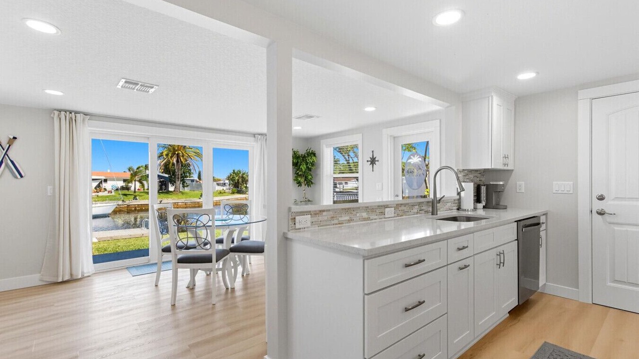Photo of Kitchen in Flor-a-mar