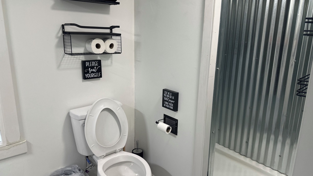 Photo of Bathroom in Warren