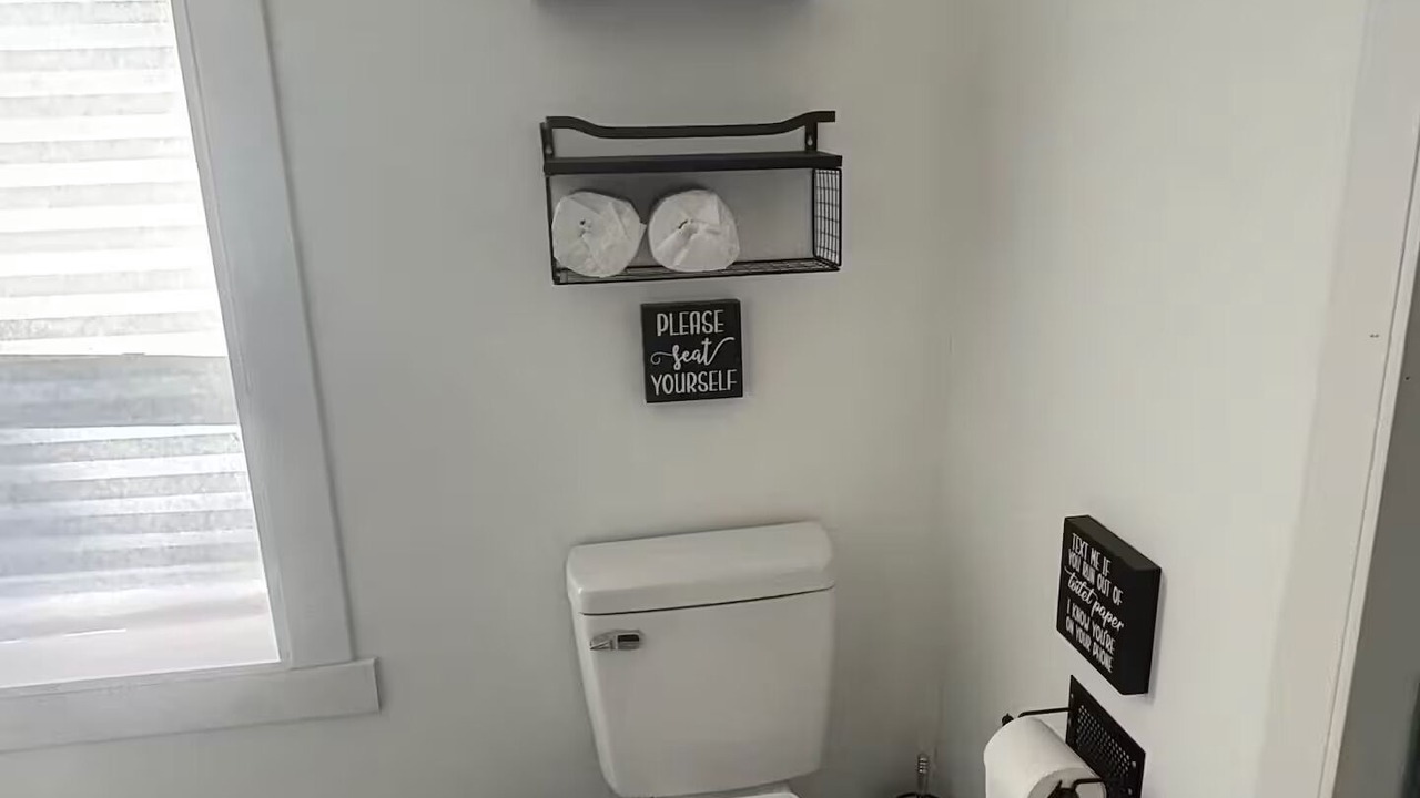 Photo of Bathroom in Warren